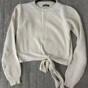 Tally weijl džemper