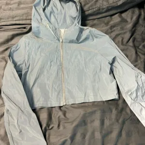 Jakna koja svetli u mraku