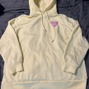 Fb sisters dukserica