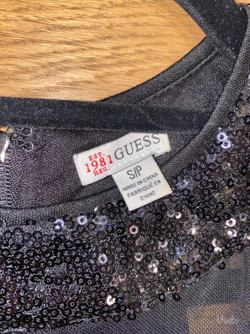 Guess crna elegantna haljina