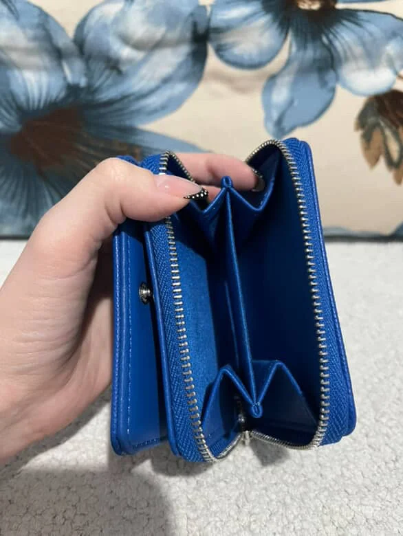 Novcanik stradivarius