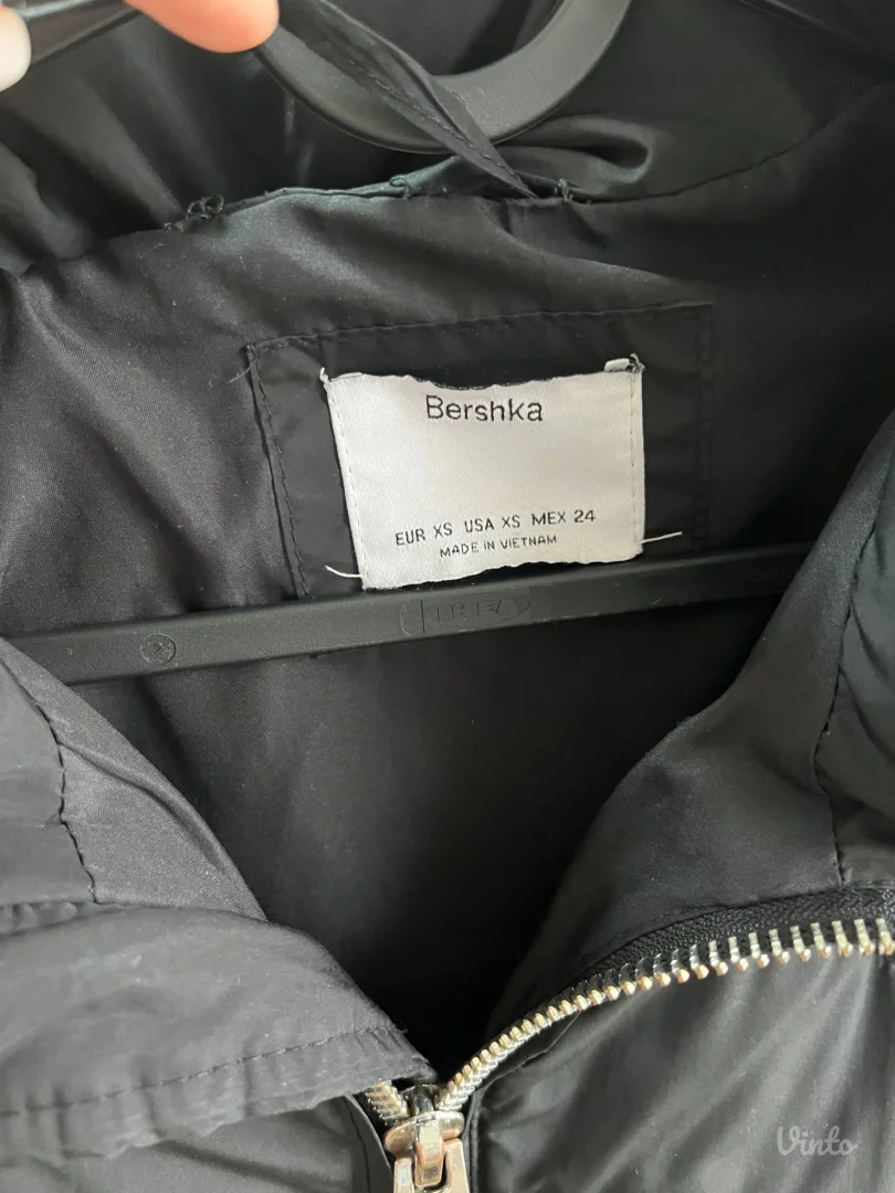 Bershka jakna
