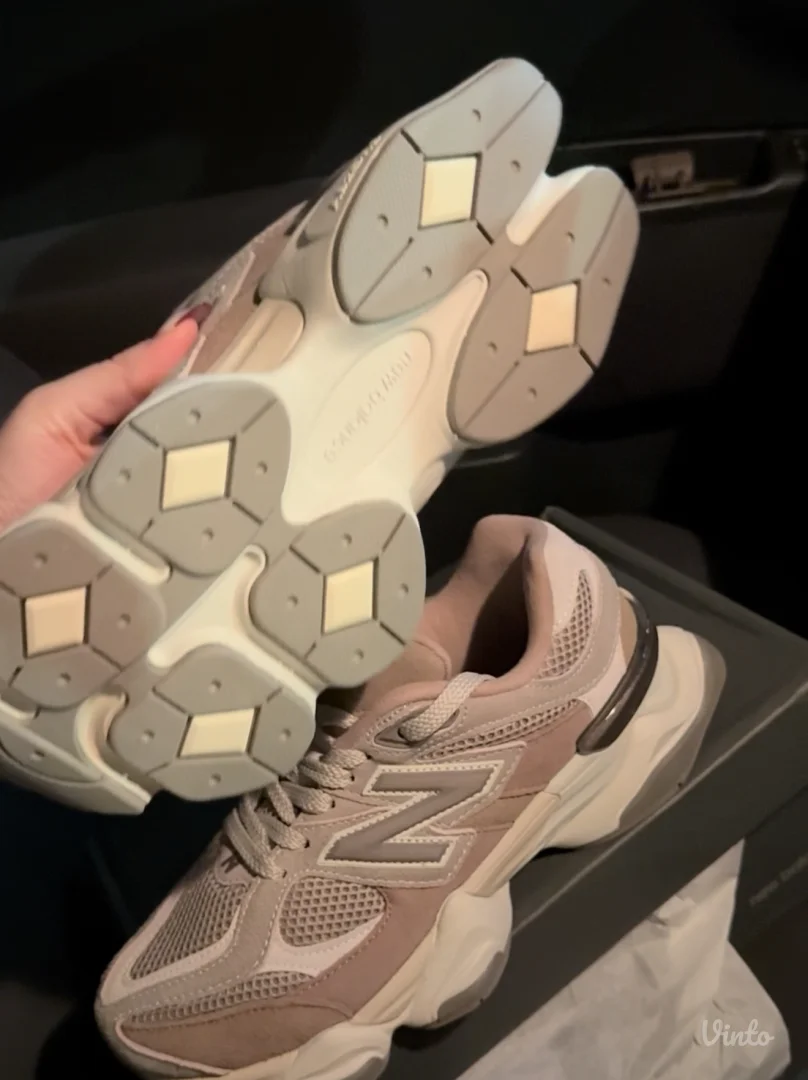 New Balance 9060 mushroom ORIGINAL nove