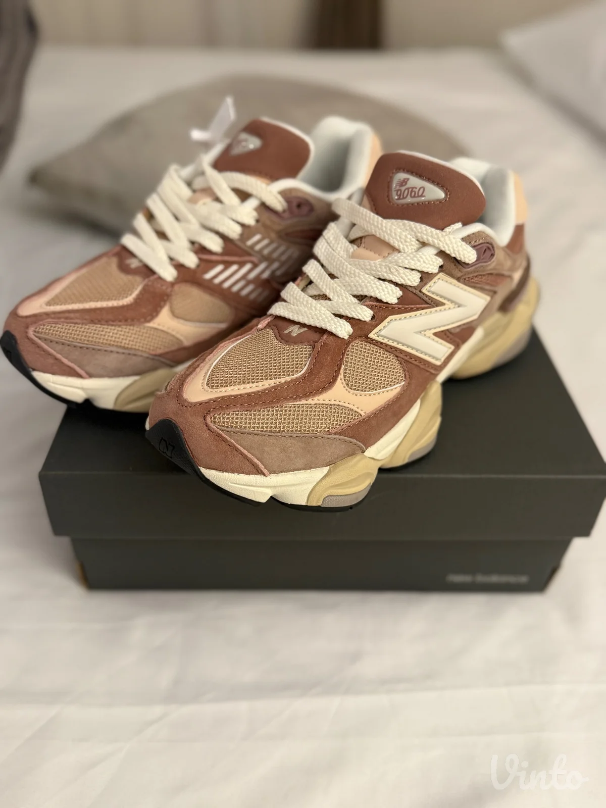 New Balance 9060 ORIGINAL NOVE 39.5
