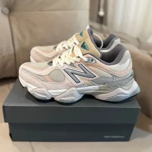 New Balance 9060 original 39.5br -24.5cm gaziste