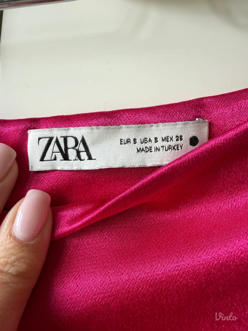 Zara roze satenska suknja