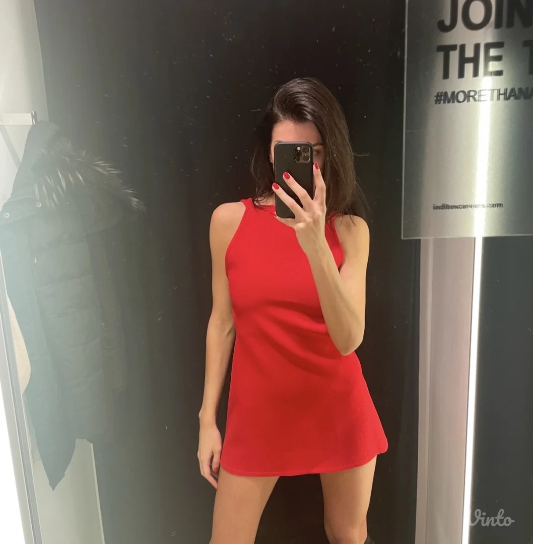 Zara crvena haljina