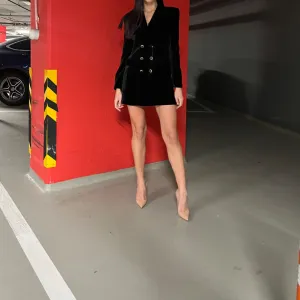 Zara crni sako-haljina