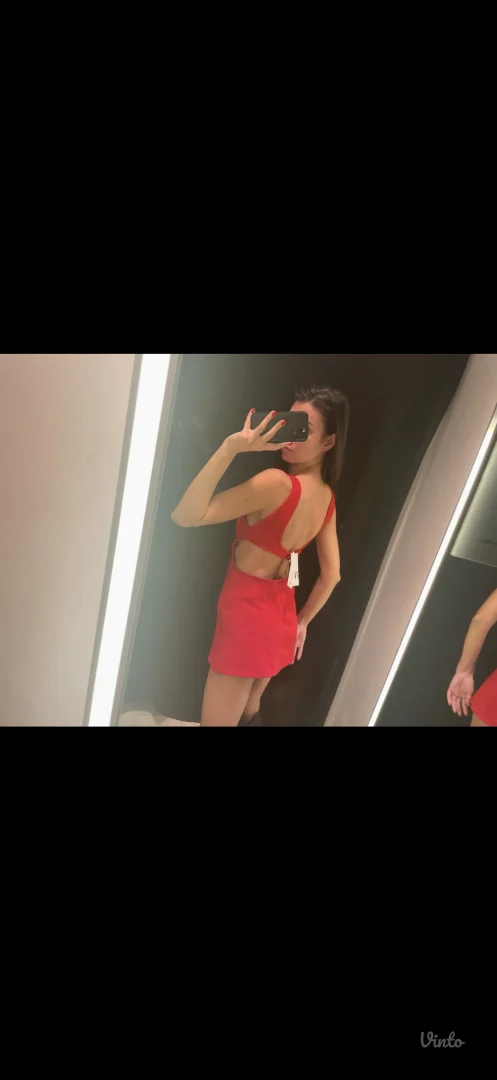 Zara crvena haljina