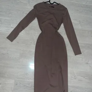 Paket garderobe S/M veličina