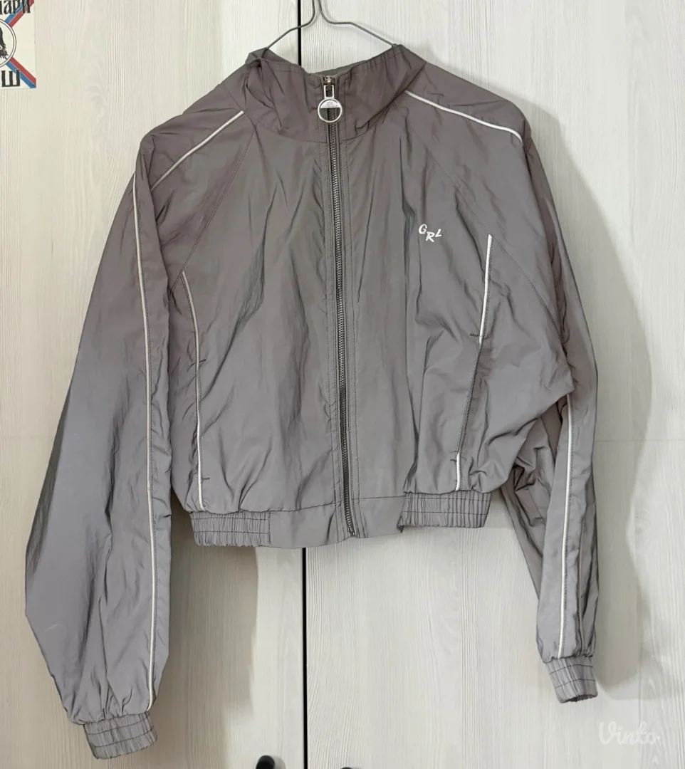 Bershka svetleci duks