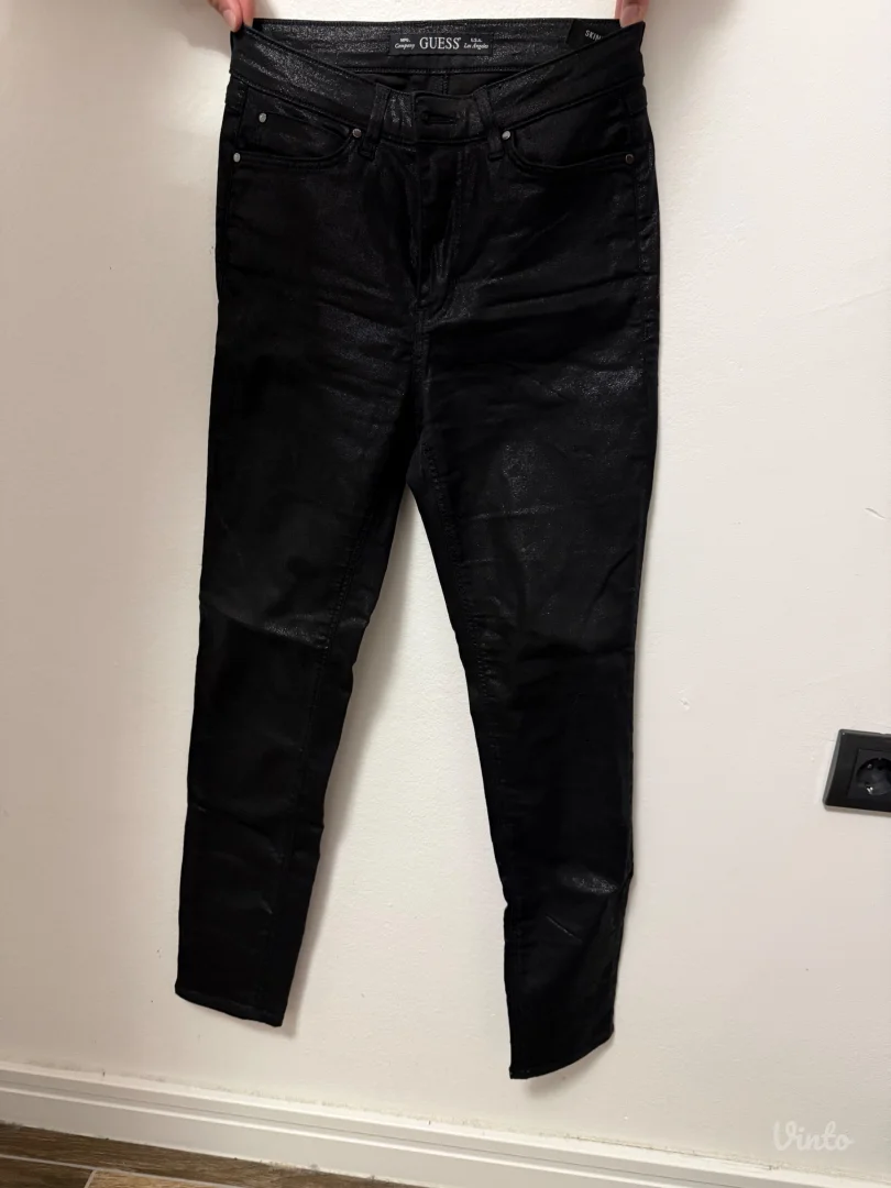 Guess crne zenske pantalone