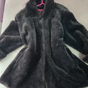 Krznena bunda kao nova