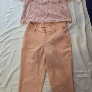 Elegantne pantalone