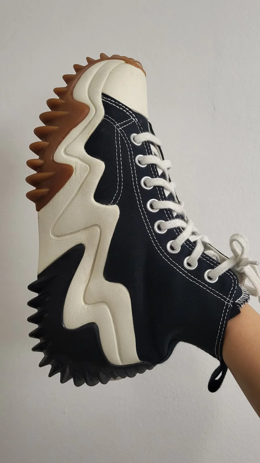 Converse Run Star Motion