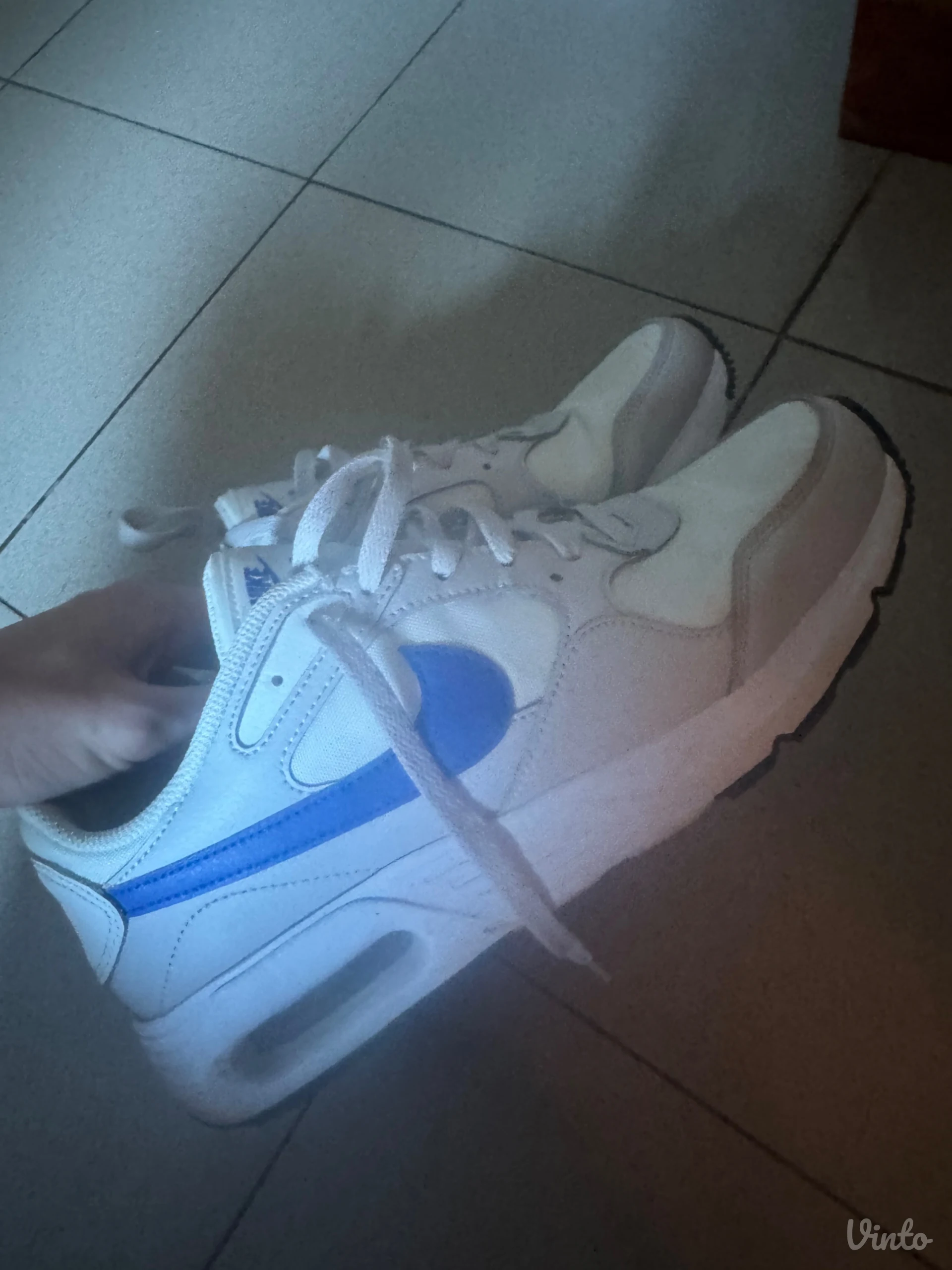 Nove patike nike