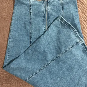 Dugacka teksas suknja