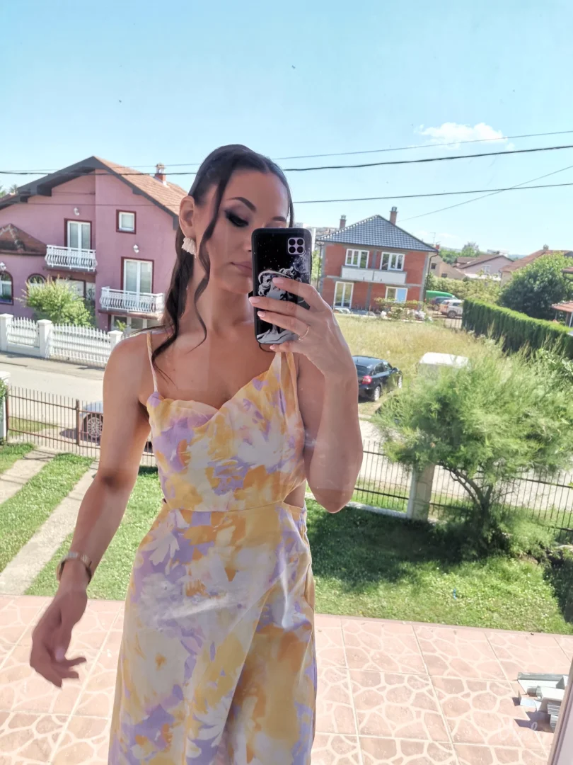 Bershka zuta haljina