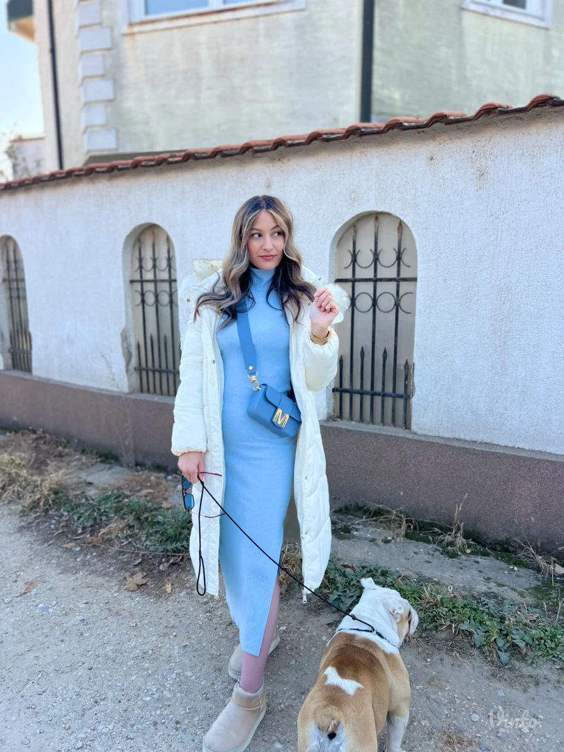 Plava trikotazna haljina