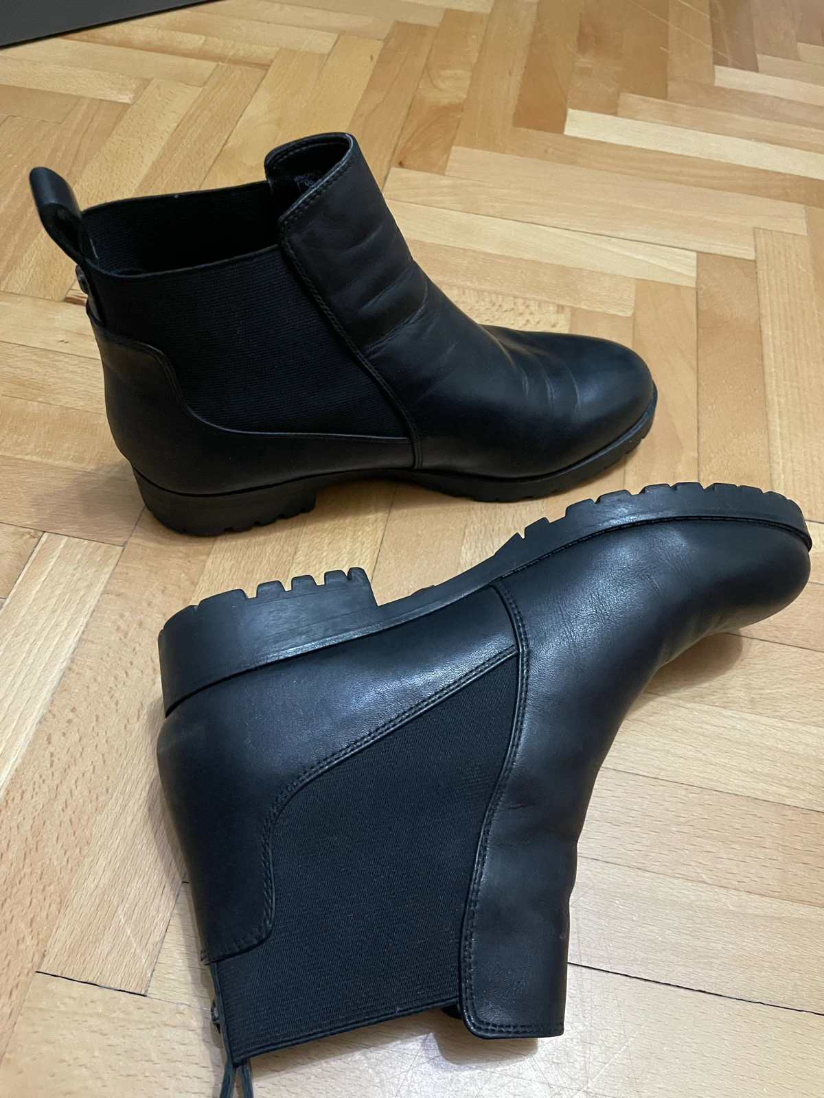 Crne kožne čizme, broj 38,5