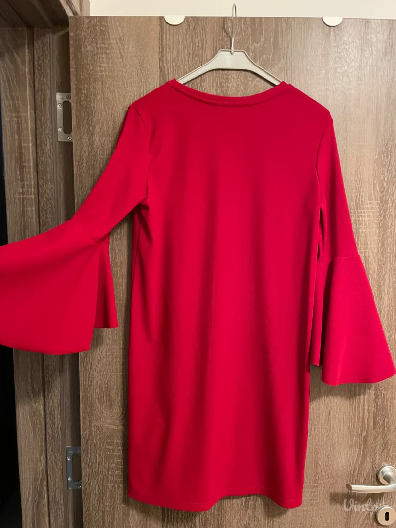 Bershka- crvena haljina