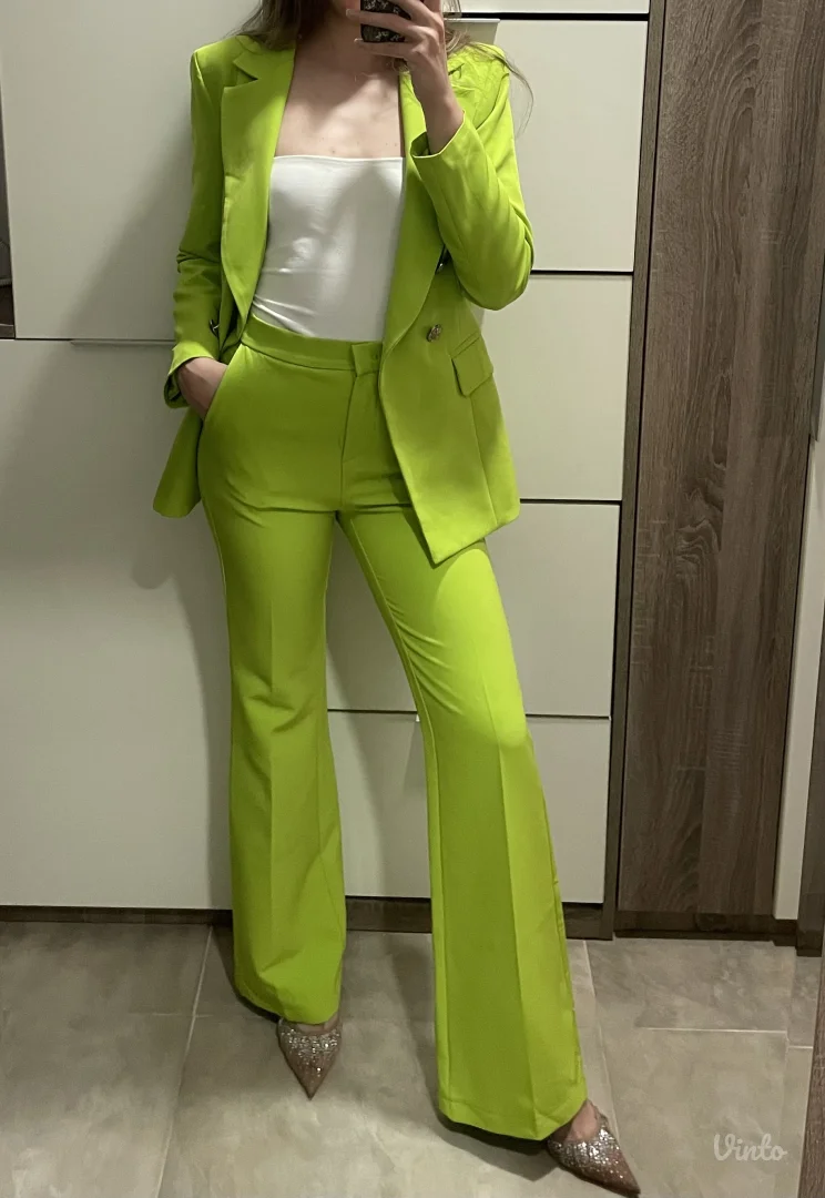 NOVO, komplet sako i pantalone