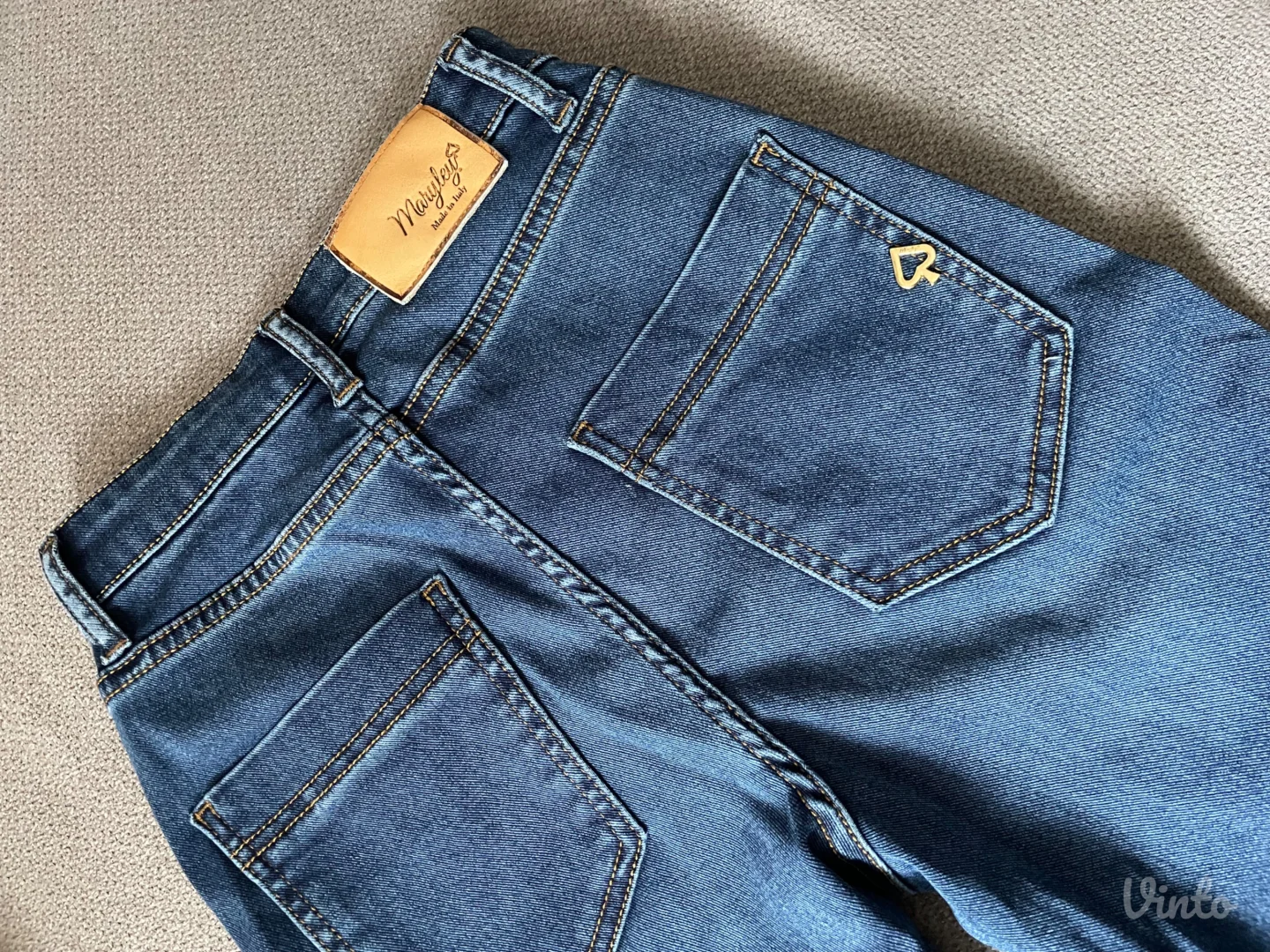 Nove farmerke-zvonarice