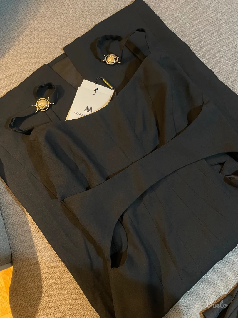 Elegantna crna haljina