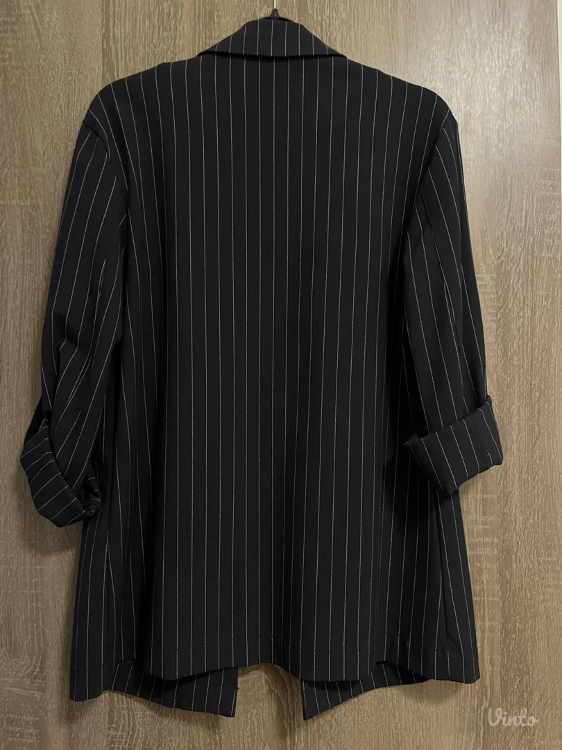 Bershka-prugasti sako