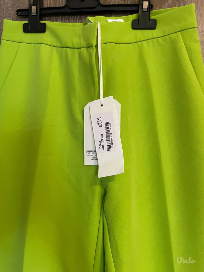 NOVO, komplet sako i pantalone