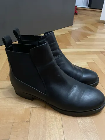 Crne kožne čizme, broj 38,5