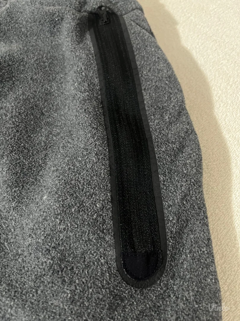 Nike tech fleece Dečiji L (147-158)