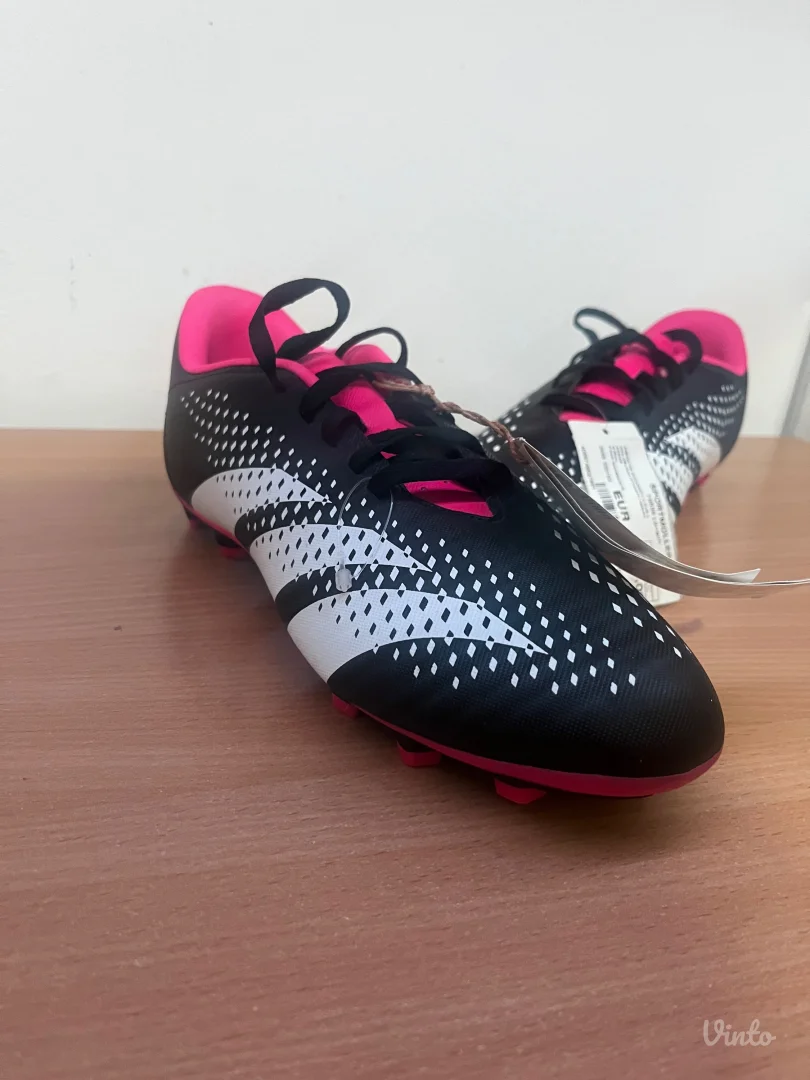 Adidas kopačke sa etiketom br.38