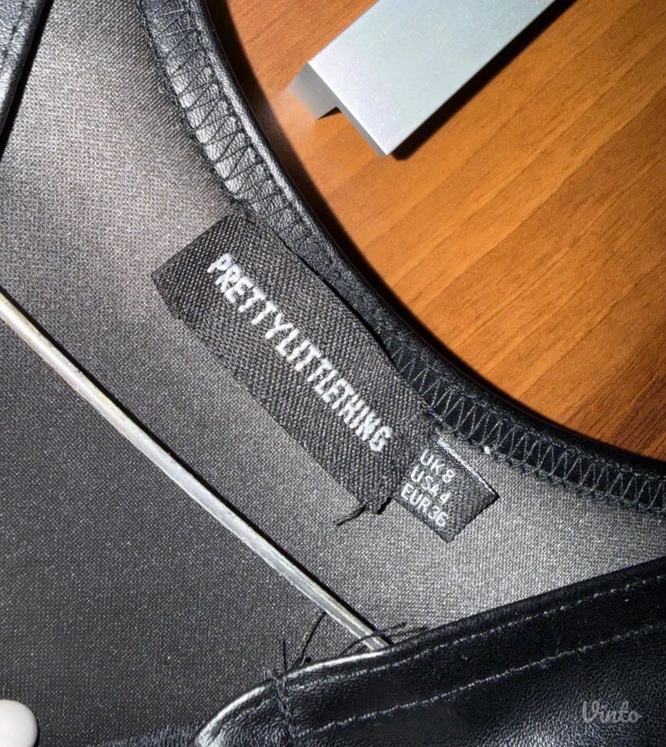 Pretty Little Thing haljina