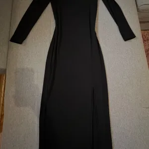 Shooter crna duga haljina