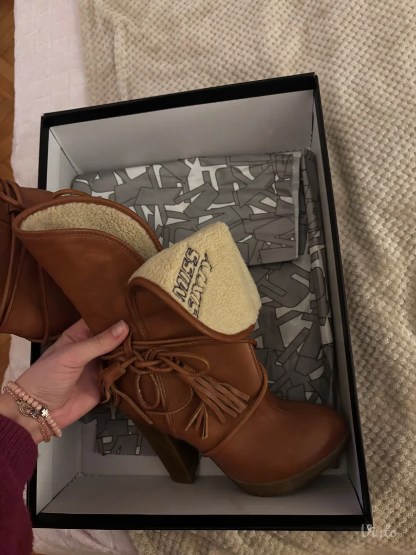 Miss sixty- kožne čizmice