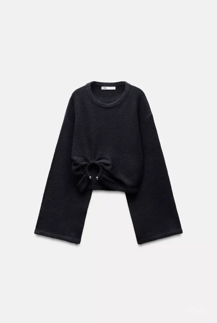 Zara - teget dzemper sa metalnim detaljima