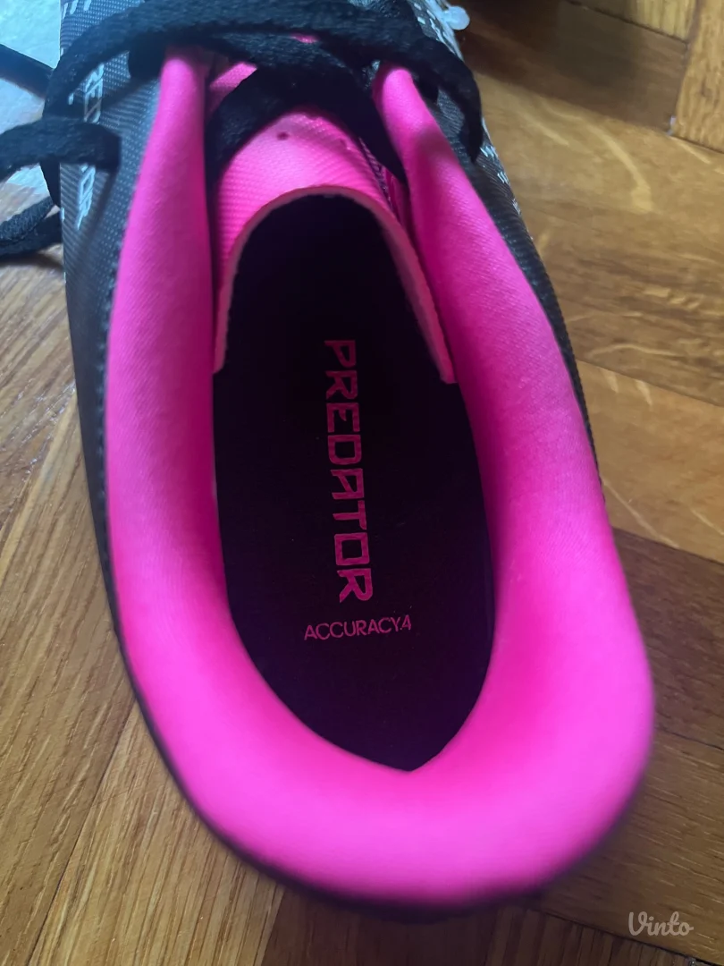 Adidas kopačke br 38