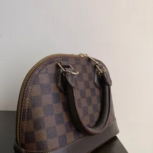 Lv alma bb