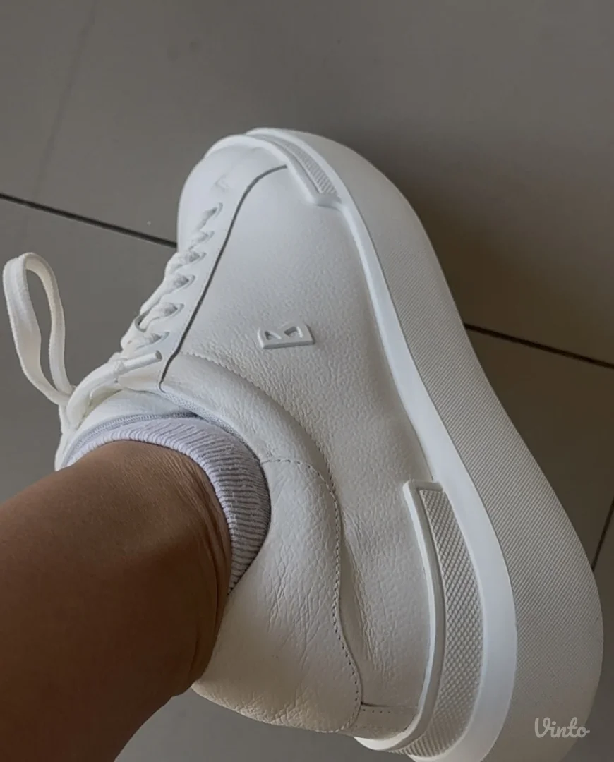 Bogner- ženske bele patike