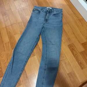 Pull and Bear farmerke