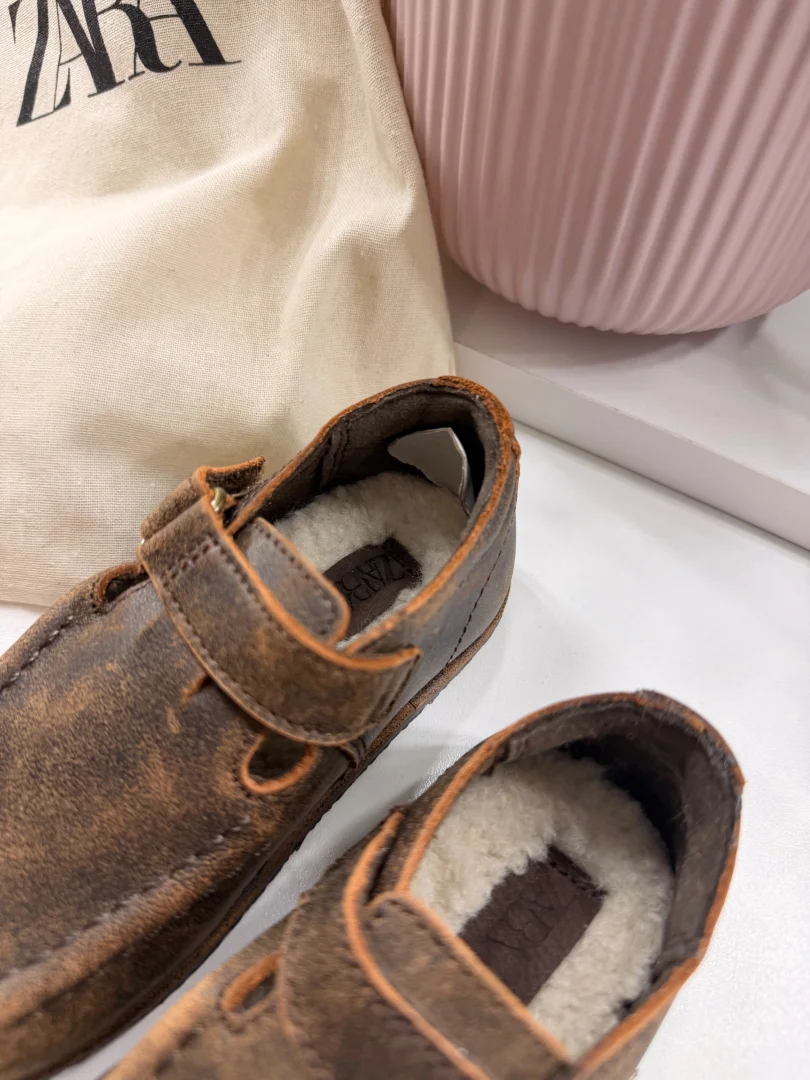 Zara kožne mokasine