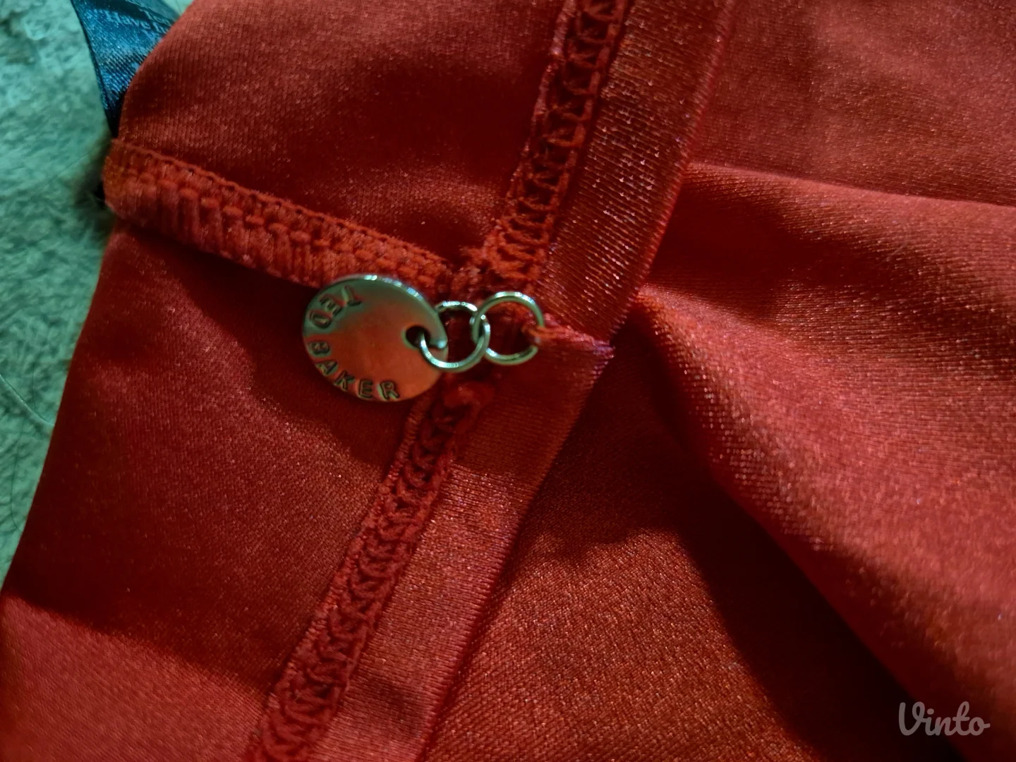 Ted Baker top sniženje