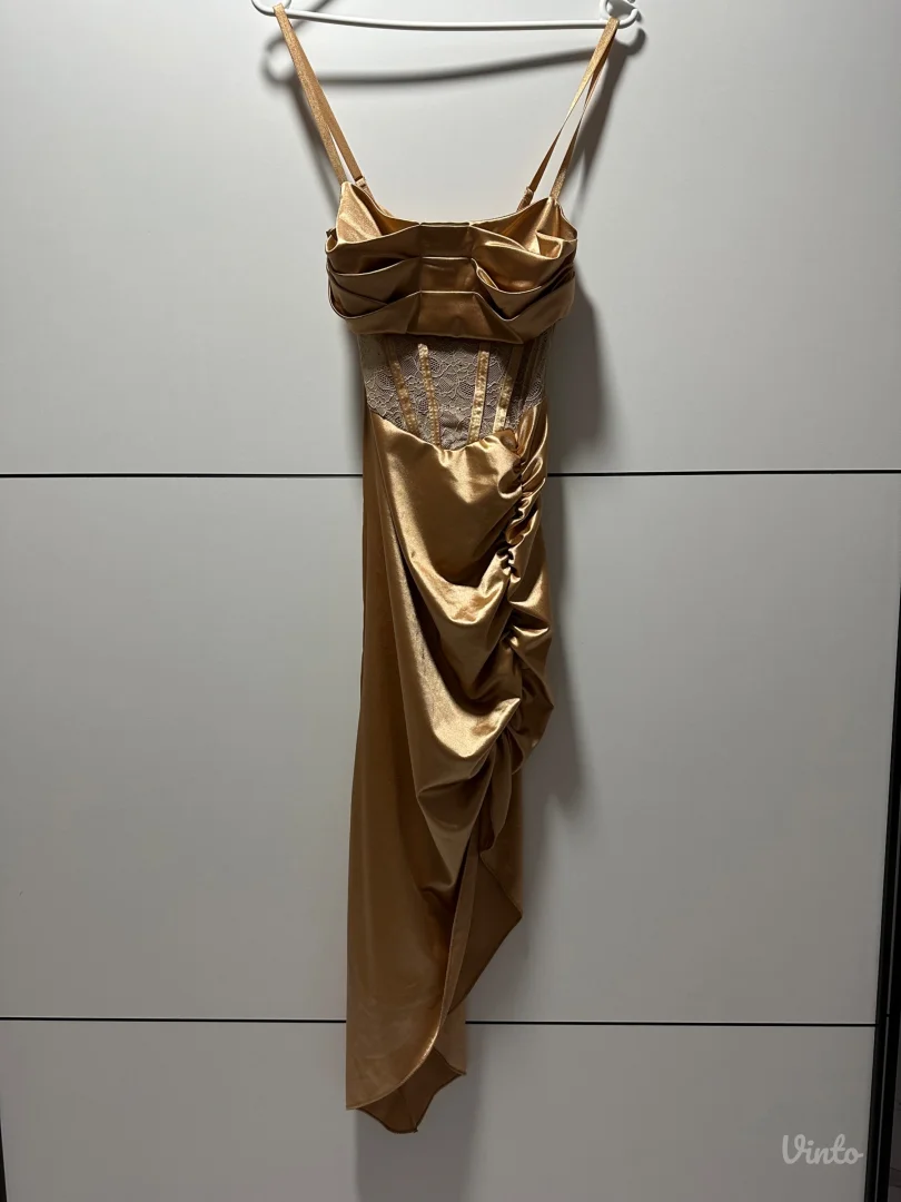 Potpuno nova haljina