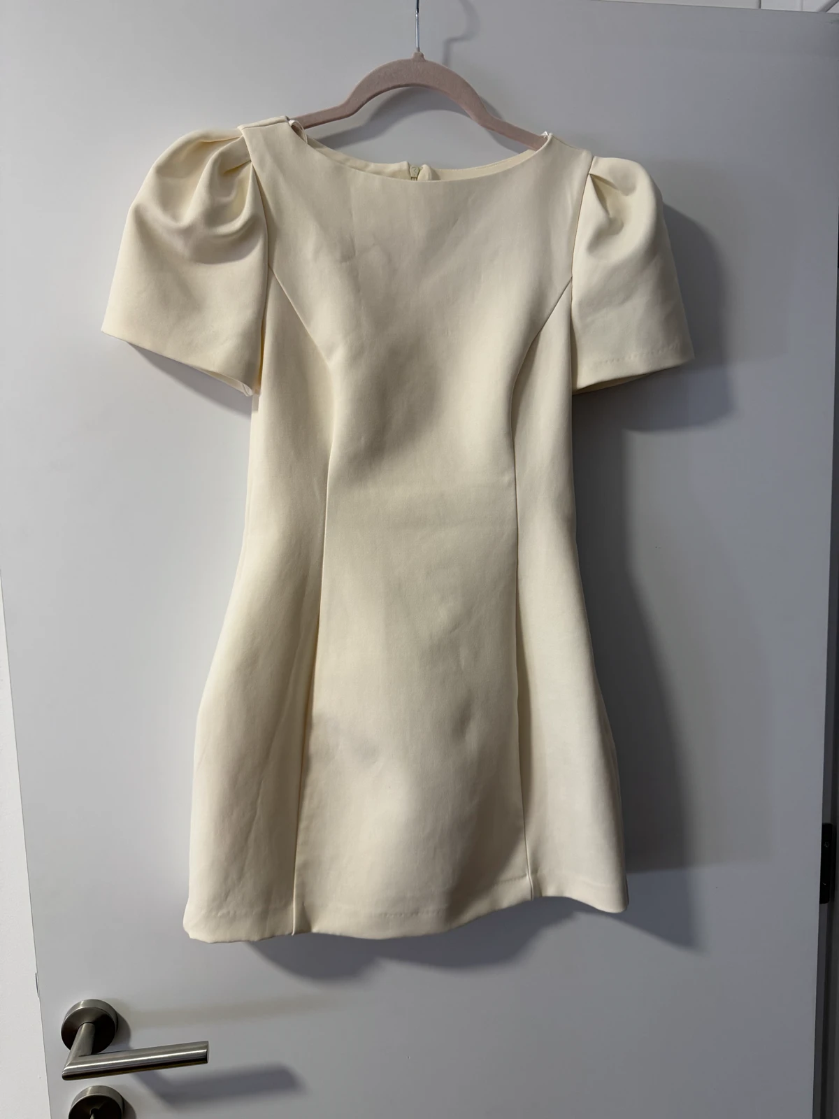 Viralna Zara haljina