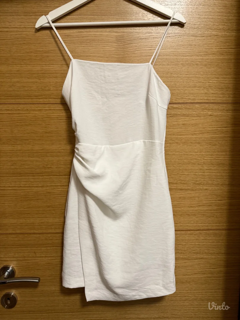 Zara prelepa haljina