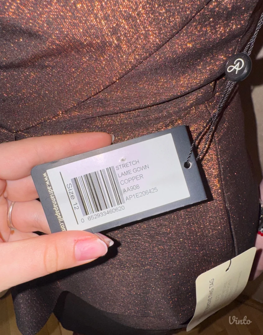 Svecana haljina adrianna papell