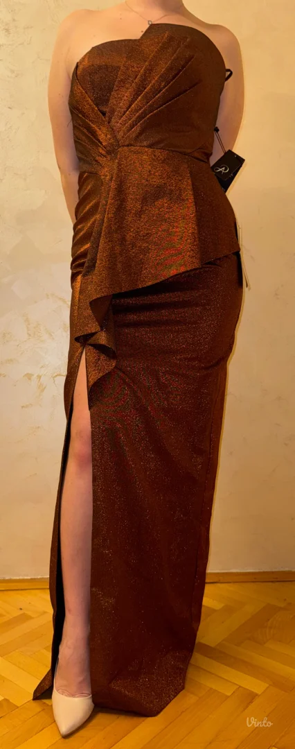 Svecana haljina adrianna papell