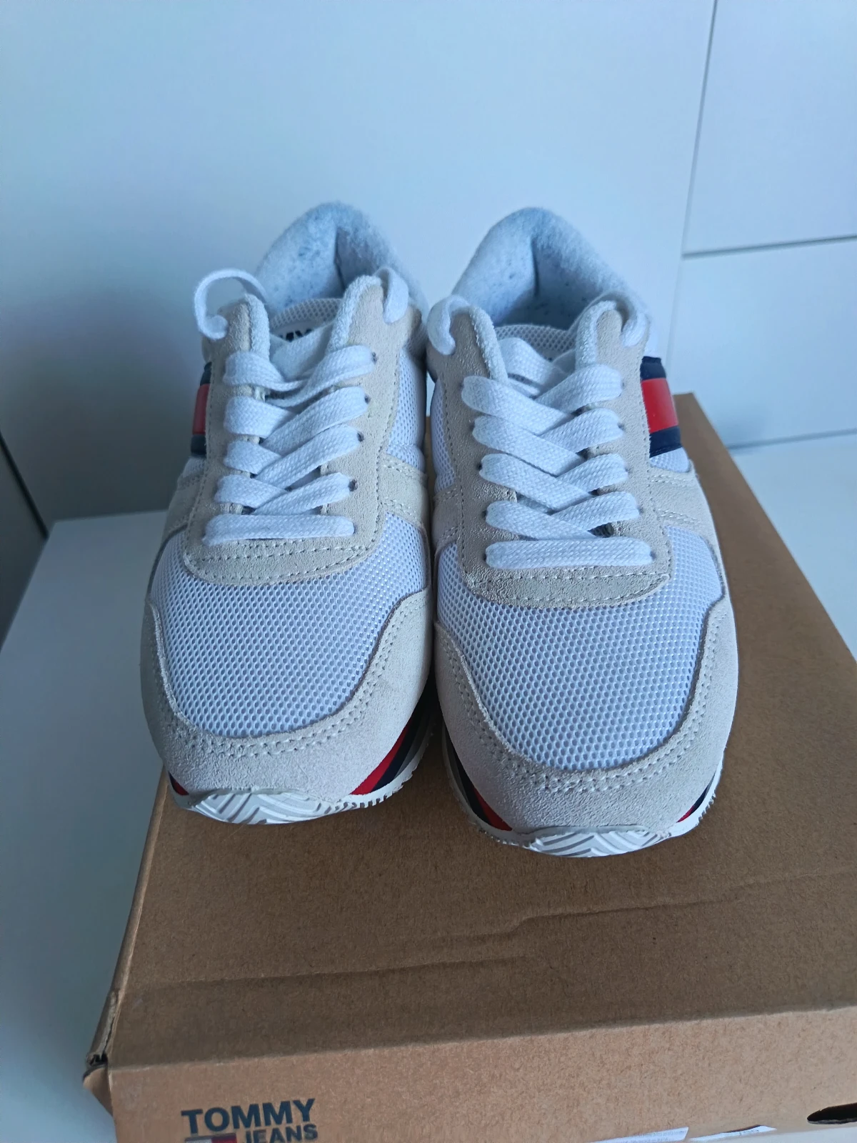 Original Tommy Hilfiger patike