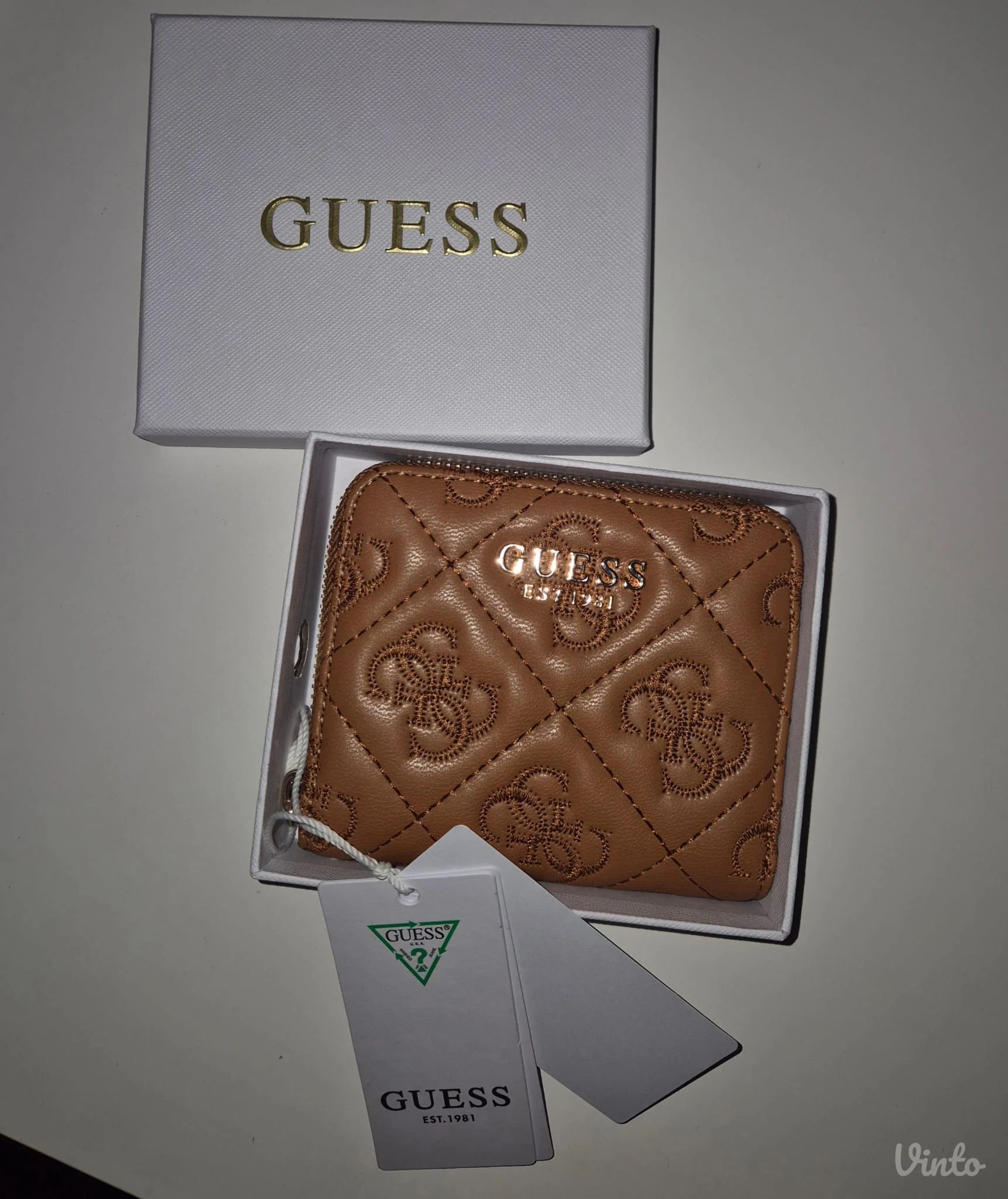 Guess novcanik. Original